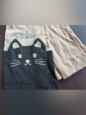 ❤️ Cute Cat Face Thigh-High Socks Black and Cream Playful Novelty Halloween